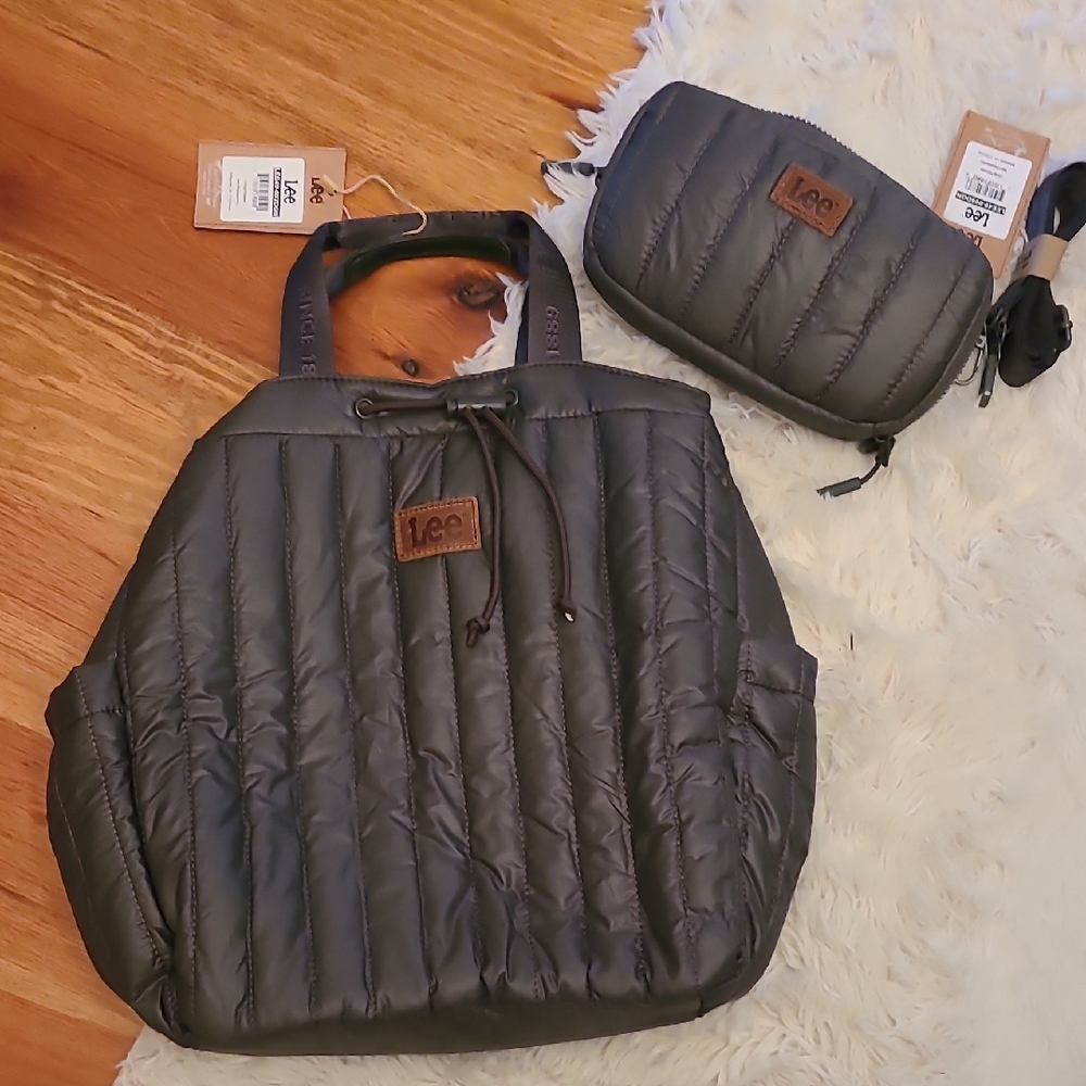 NWT Lee Green Puffy Quilted Women's Backpack And Wristlet Set.